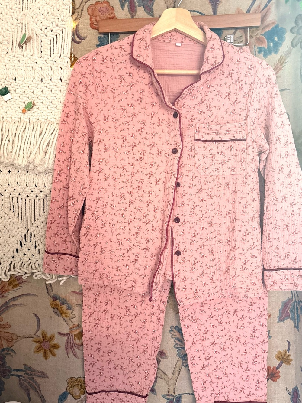 Women’s Pink Floral Cotton Pajama Set with Contrast Piping